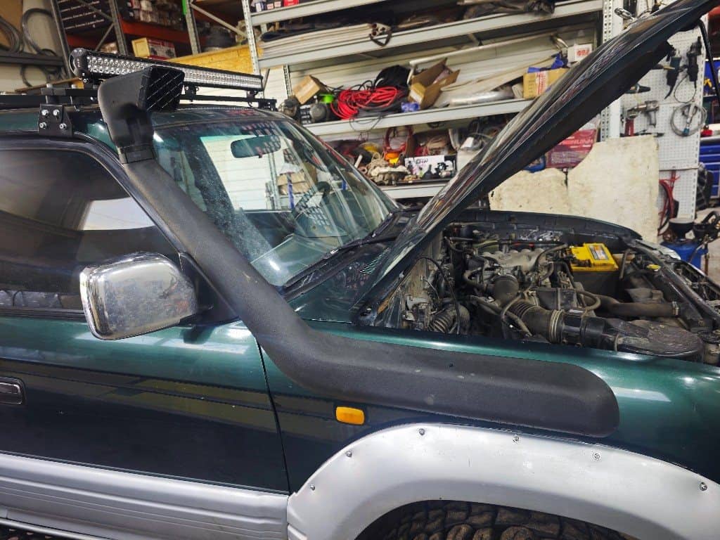 Prado 95: установка шноркеля в мастерской — Custom's Tuning, Тюмень