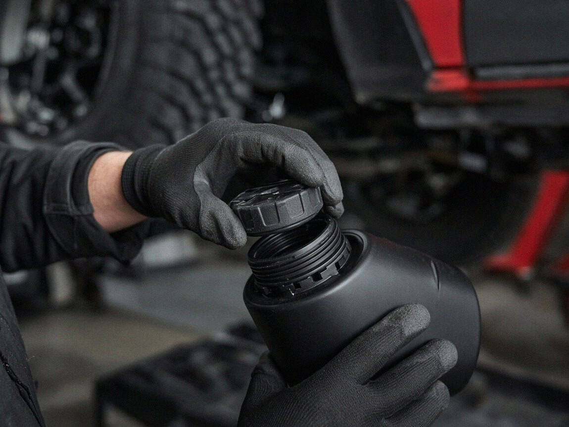 Сухая примерка крышки и проверка фиксатора на канистре — Custom's Tuning, Тюмень