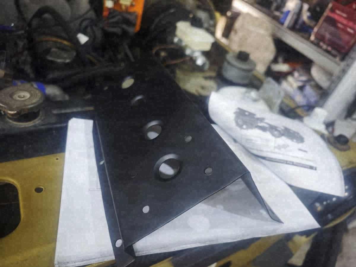 Кронштейн HF-компрессора в подкапотном пространстве УАЗ Барс — Custom's Tuning, Тюмень