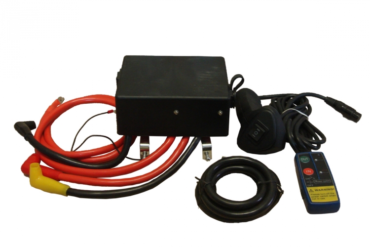 Блок управления лебедками 9000-12000 12 B, влагозащищенный, с радиопультом