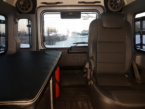 LR Defender: портальные редукторы, силовые бамперы, лебёдки, пневмосистема, доп. свет