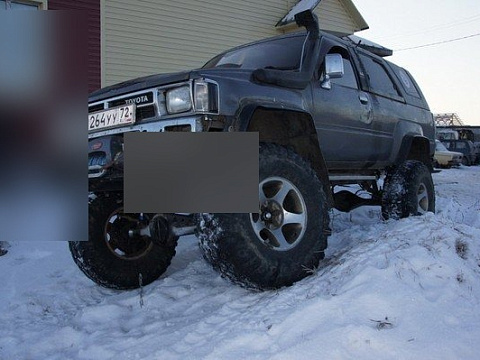 Toyota Hilux: длинноходная передняя подвеска