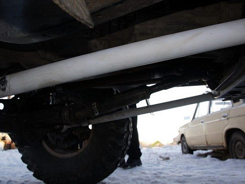 Toyota Hilux: длинноходная передняя подвеска
