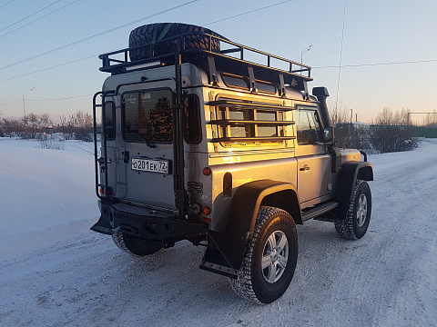 LR Defender: портальные редукторы, силовые бамперы, лебёдки, пневмосистема, доп. свет
