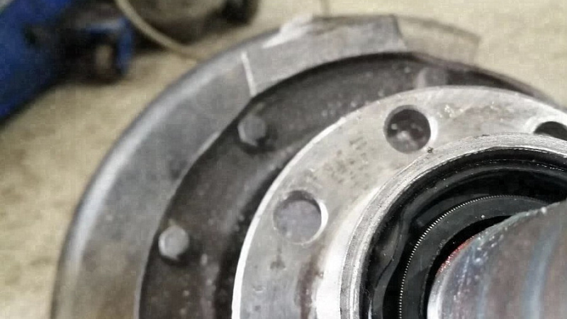 Работы по мосту УАЗ Буханка: электроблокировки и полуоси — Custom's Tuning, Тюмень