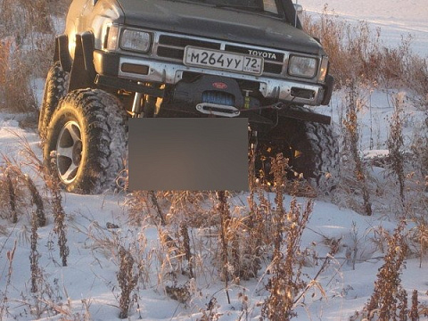 Toyota Hilux: длинноходная передняя подвеска